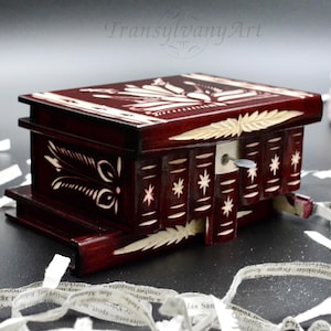 Hidden Compartment Puzzle Wooden Box for Secret Treasures - Unique Customizable Handmade Brain Teaser for Adults, Wooden Keepsake Box