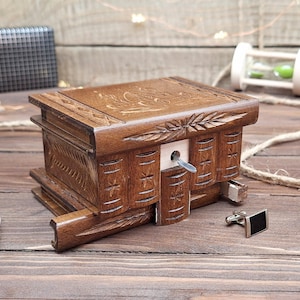 Einzigartiges handgefertigtes Geburtstagsgeschenk | Handgeschnitzte Puzzlebox aus Holz – Geschenk mit Geheimfach für ihn