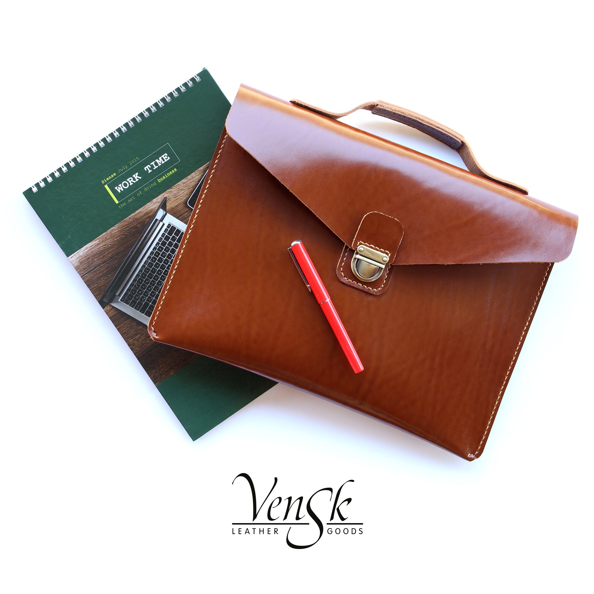 Case folder. Папка для документов из натуральной кожи. Папка под письма кожа. Папка для ноутбука с металлической нитью.