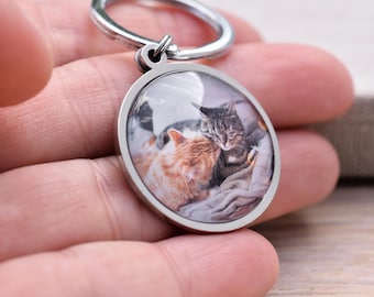 Un recuerdo con foto: una idea de regalo: llaveros de acero inoxidable como recuerdo para gatos y perros.