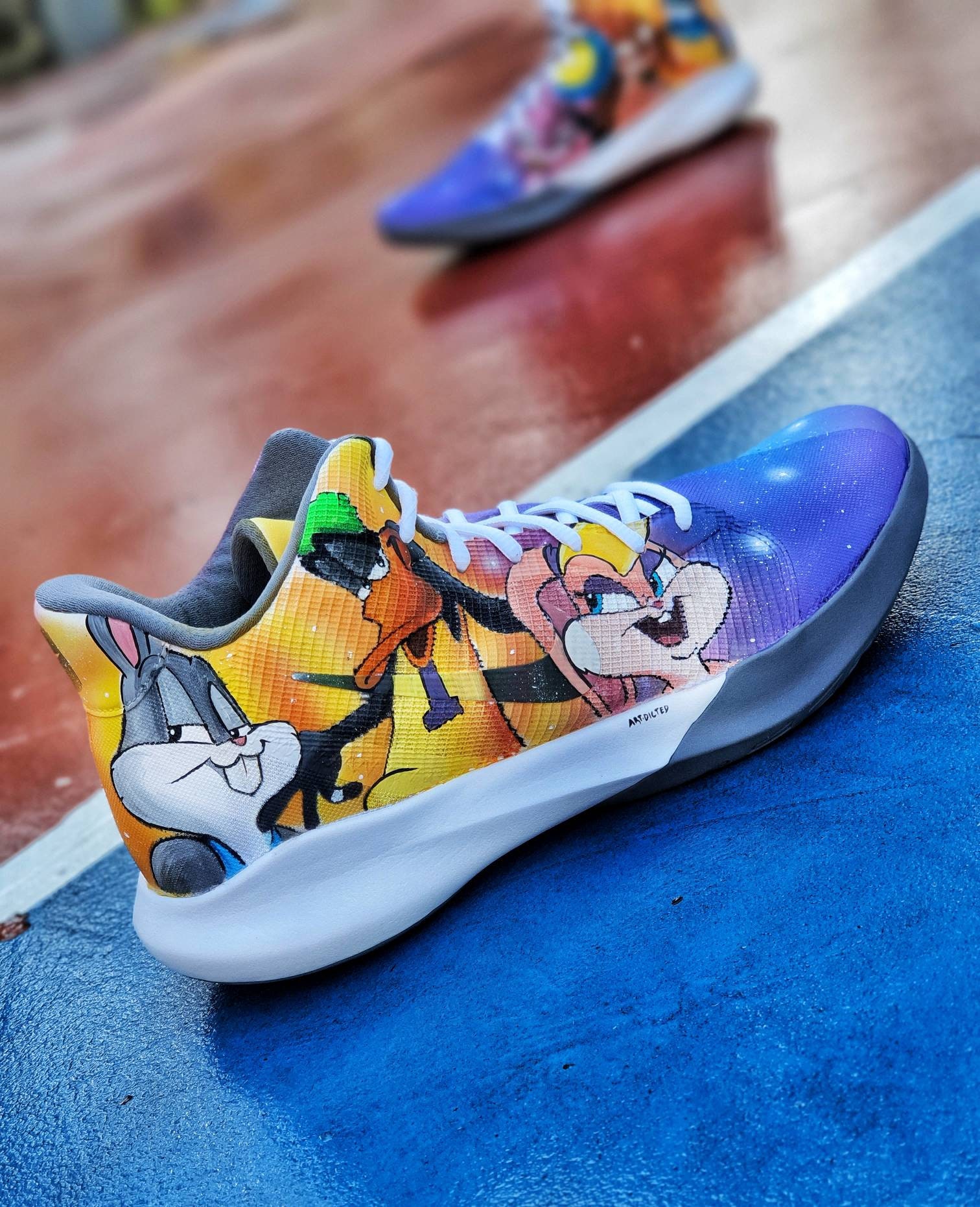 Michael jordan bugs bunny cheap shoes