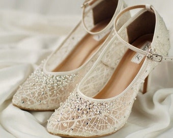 Hochzeit Schuhe Braut Braut Broken White Abstrakte Spitze Schuhe Elfenbein Perle und Strass Benutzerdefinierte Wohnung oder Fersen