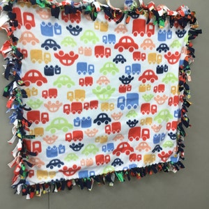 Baby fleece blanket, Reversible image 2