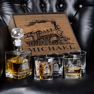 Retro train- Personalized Whiskey Decanter Set, Whiskey Glass and Decanter in  Wooden Box,  Personalized Gift, Vintage Locomotive Train gift