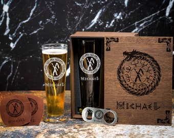 Personalized uroboros gifts - Beer glass set in wooden box - Snake Beer glass -Rune Good luck -510/1