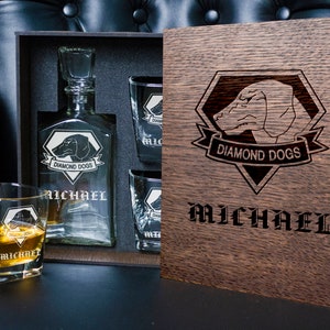 Personalized Whiskey Decanter Set – Engraved Glasses, Oak Wood Box 55/1