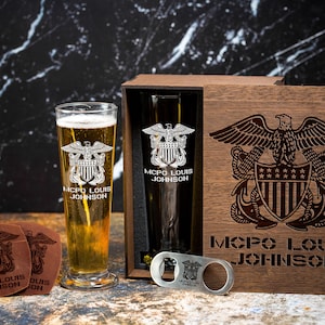 Personalized US Navy Officer gift -Gift for Retired Navy Veteran -501/1 -  beer gift set