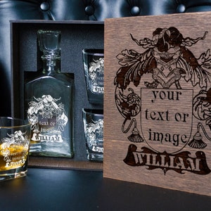 Personalized whiskey gift set - 161 - Gift for him  - Decanter and 2 Whiskey Glasses in wood box