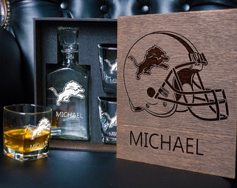 personalized Decanter +2 Whiskey Glasses in wood box 08/1 / or Decanter in Box / or 2Glass in Box/or 1Glass in Box - football fan gift