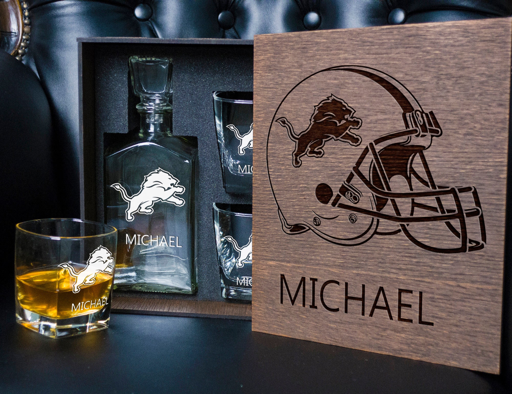 Custom Engraved Detroit Red Wings - Personalized Whiskey Decanter In Wood  Gift Box - Promotional Products - Custom Gifts - Party Favors - Corporate  Gifts - Personalized Gifts