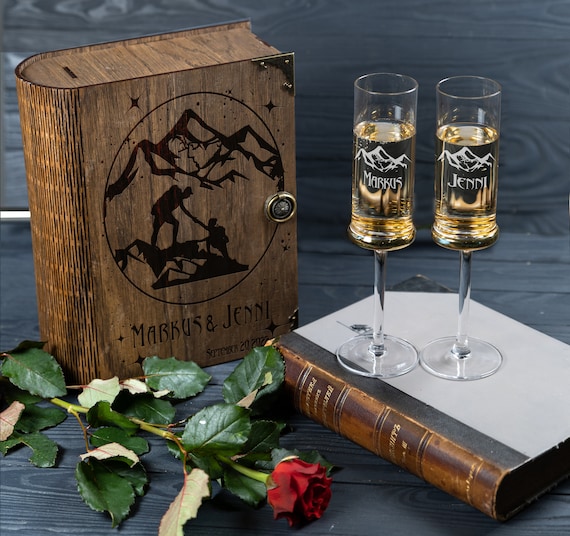 Personalized Mountain Wedding Champagne Flutes with Engraved Wooden Box Champagne Glasses 706