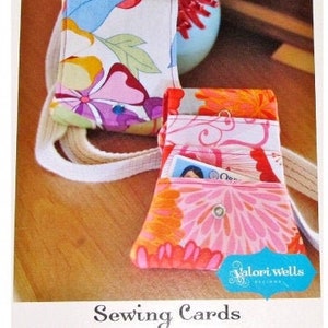 Monedero pequeño para celular - Patrón de papel de Valori Wells para un lindo bolso - Tarjeta de costura - Patrón de costura para bolso