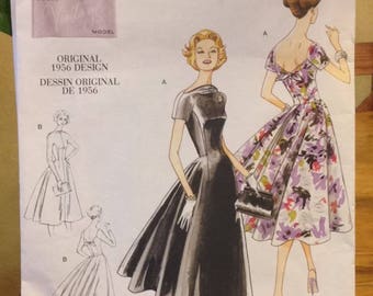 Vogue #V1084 - Original 1956 Design Dress Pattern - Sizes 14-20 - Paper Pattern