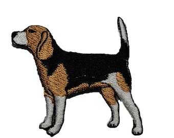 Iron on Hound: tan with black 2.00" (L) x 2.00" (H)