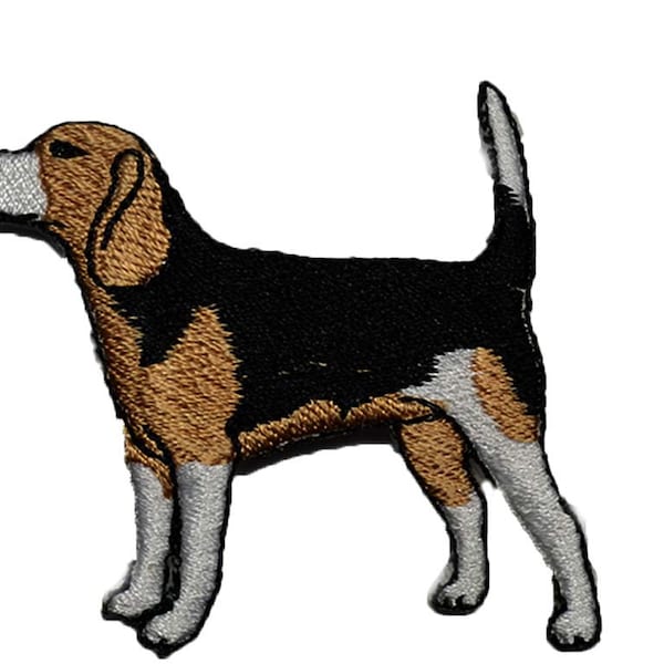 Iron on Hound: tan with black 2.00" (L) x 2.00" (H)