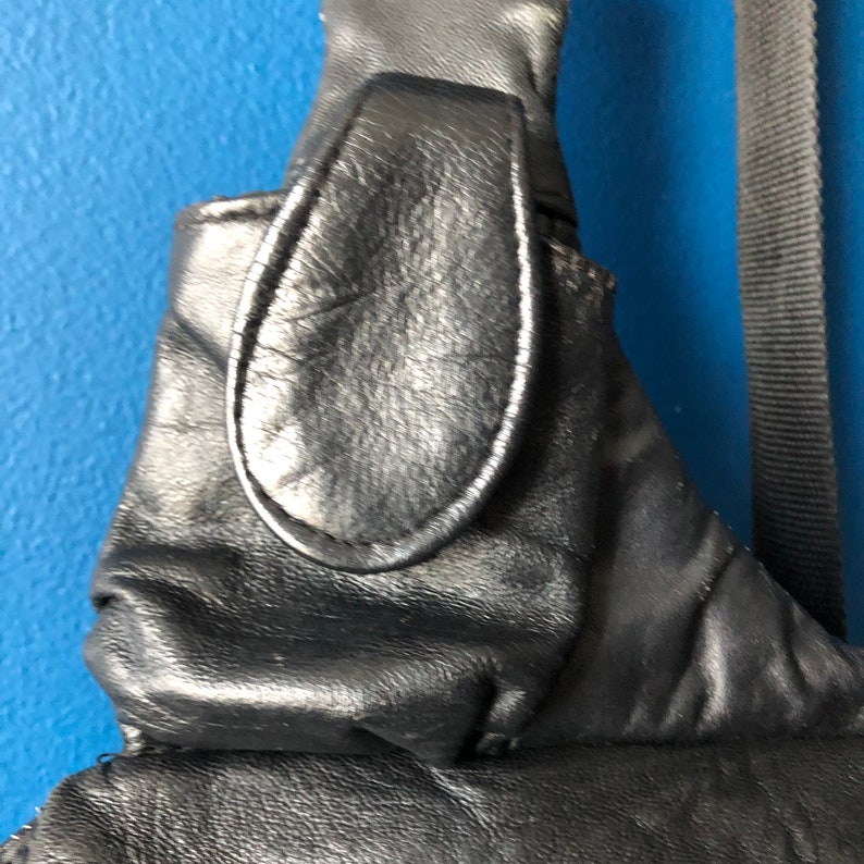 90\u2019s leather crossbody vintage purse