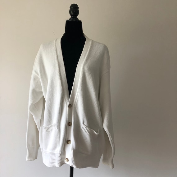 OVERSIZED BOYFRIEND CHUNKY cardigan white v neck c