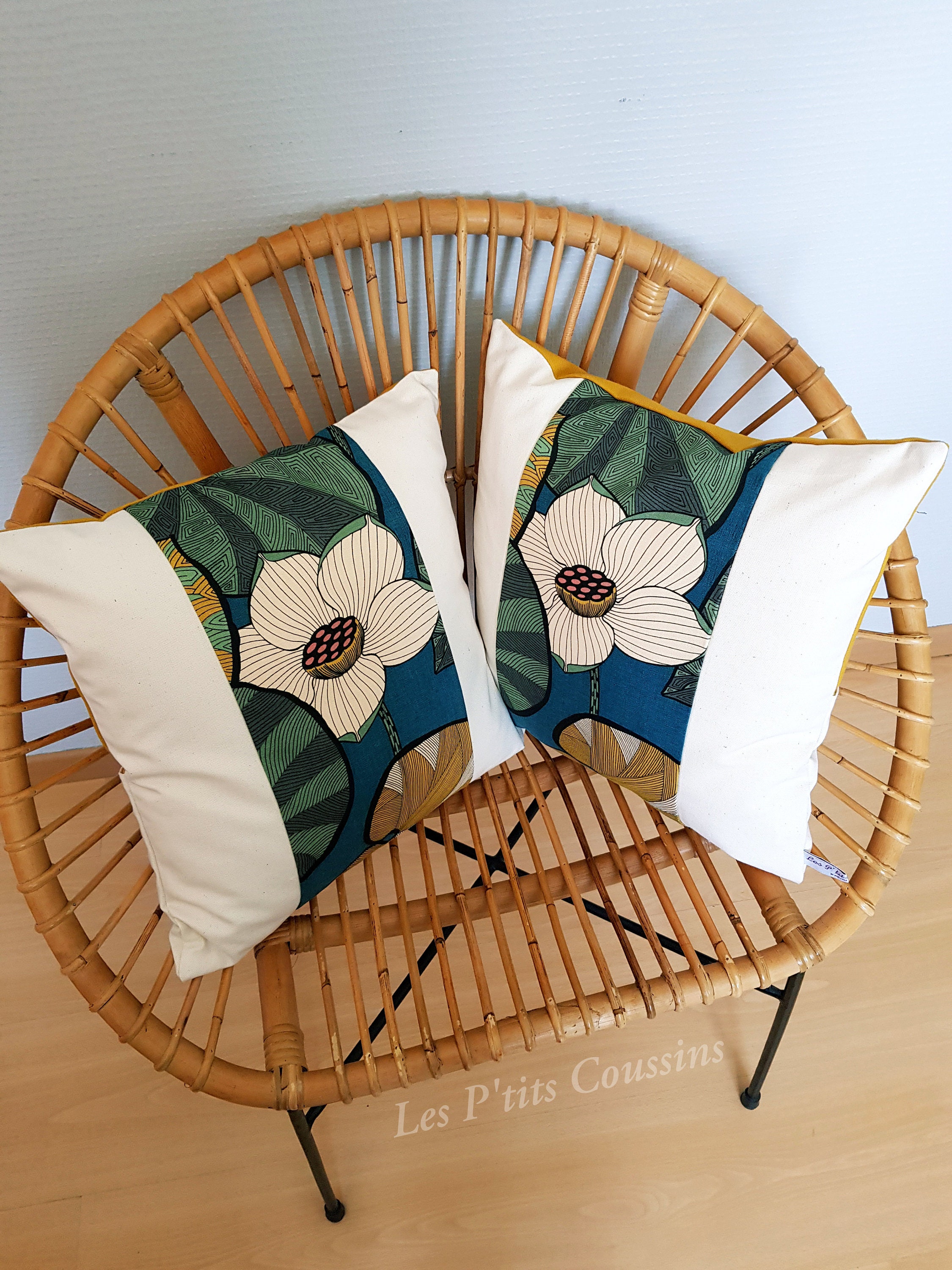Housse de Coussin Aux Motifs Fleurs Tropicales Pour Une Décoration Exotique