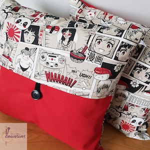 Housse de coussin aux motifs de bandes dessinées style manga, accessoire déco chambre ado, cadeau noël image 8