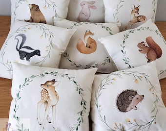 Cushion for baby's room with animal patterns children's room decoration accessory small decorative cushion bambi squirrel hedgehog patterns
