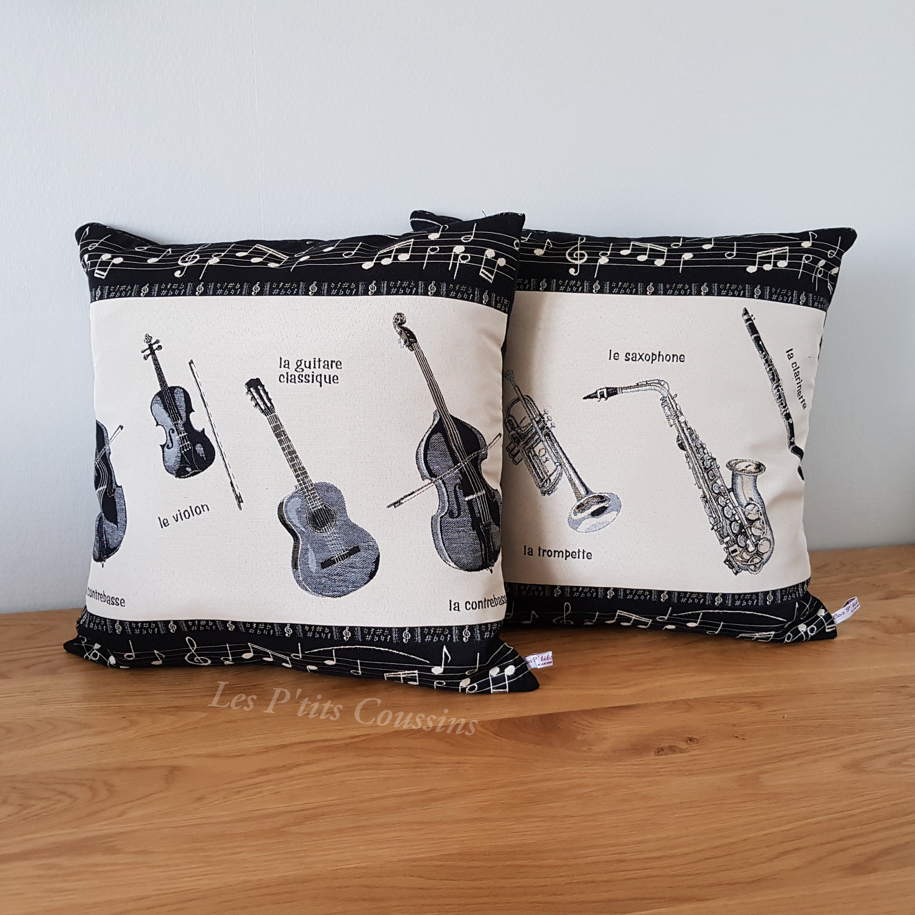 Housse de Coussin Aux Motifs d'instruments Musique à Corde ou Vent