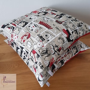 Housse de coussin aux motifs de bandes dessinées style manga, accessoire déco chambre ado, cadeau noël image 6