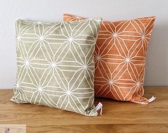 Cushion covers with geometric designs in multicolour and green