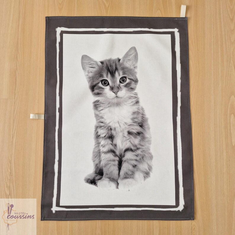 Kitchen towel with black and white cat patterns, hand towel with kitten patterns, household linen image 6