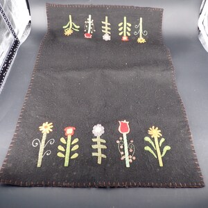 Vintage Multi Color Flower Felt and Cross Stitch Hand Made Table Runner