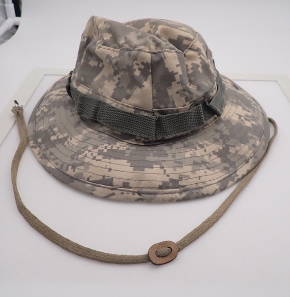 Vintage Camouflage Fishing Hat - Gem