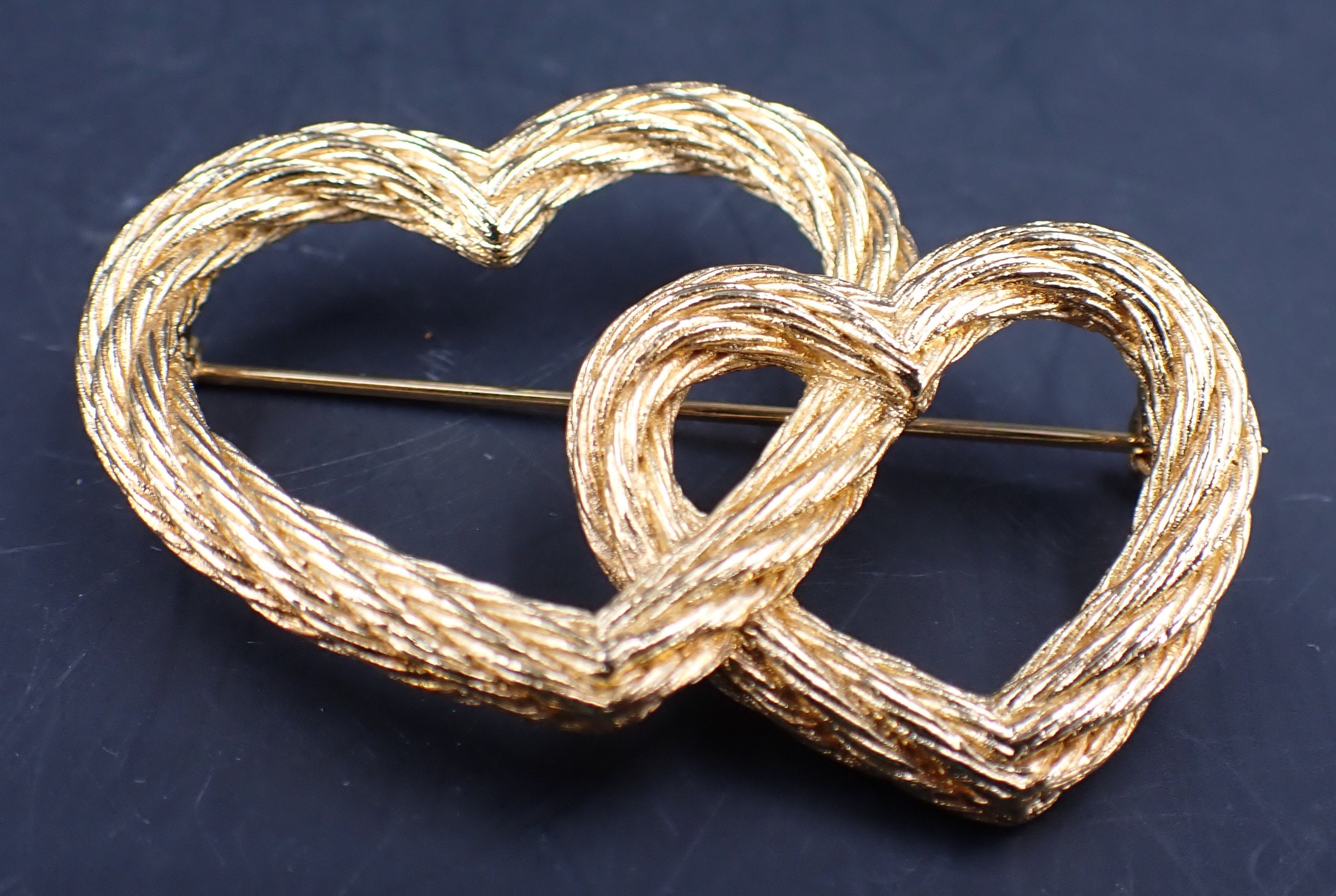 ⭐️ Christian Dior Double Heart Brooch