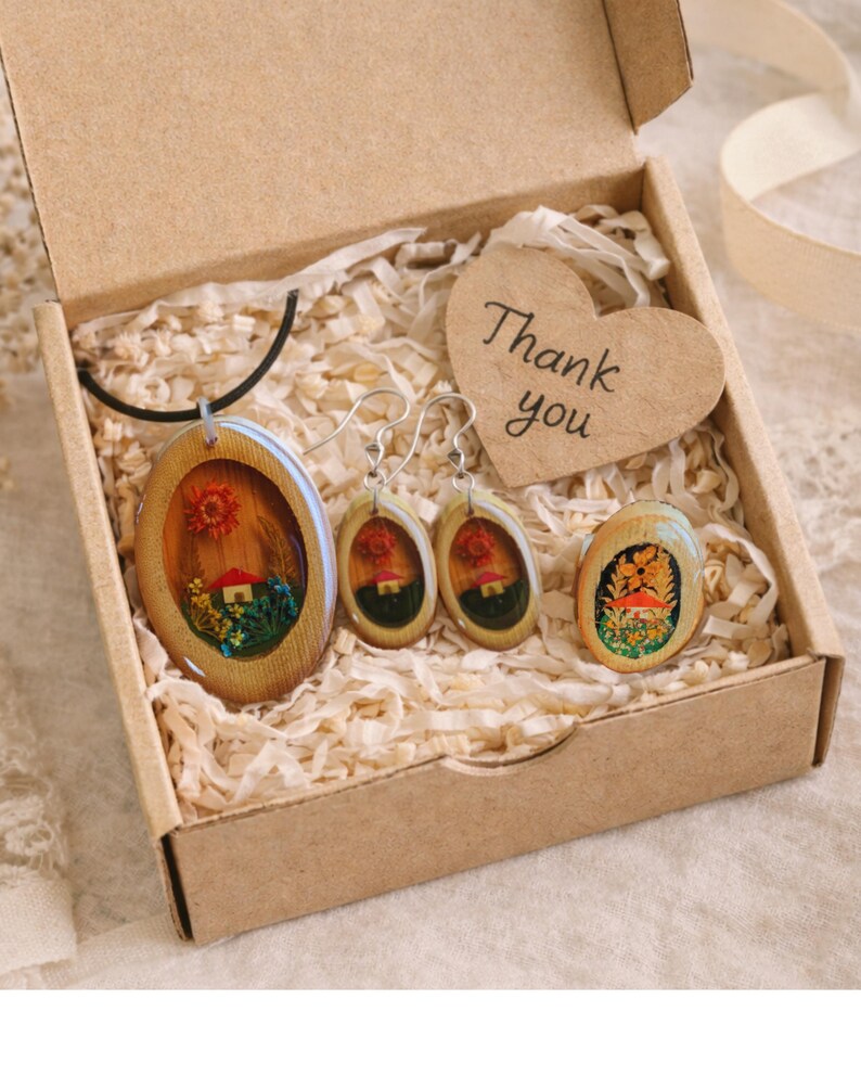 Handmade Cottagecore Jewelry Set, Miniature Garden Necklace Earrings and Ring, Botanical Gift for Her, Nature Inspired Floral Jewelry image 4