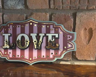 Letrero luminoso 3D de amor de inspiración vintage ~ Arte de pared, decoración para el hogar, letrero de circo o feria ~ Decoración a rayas