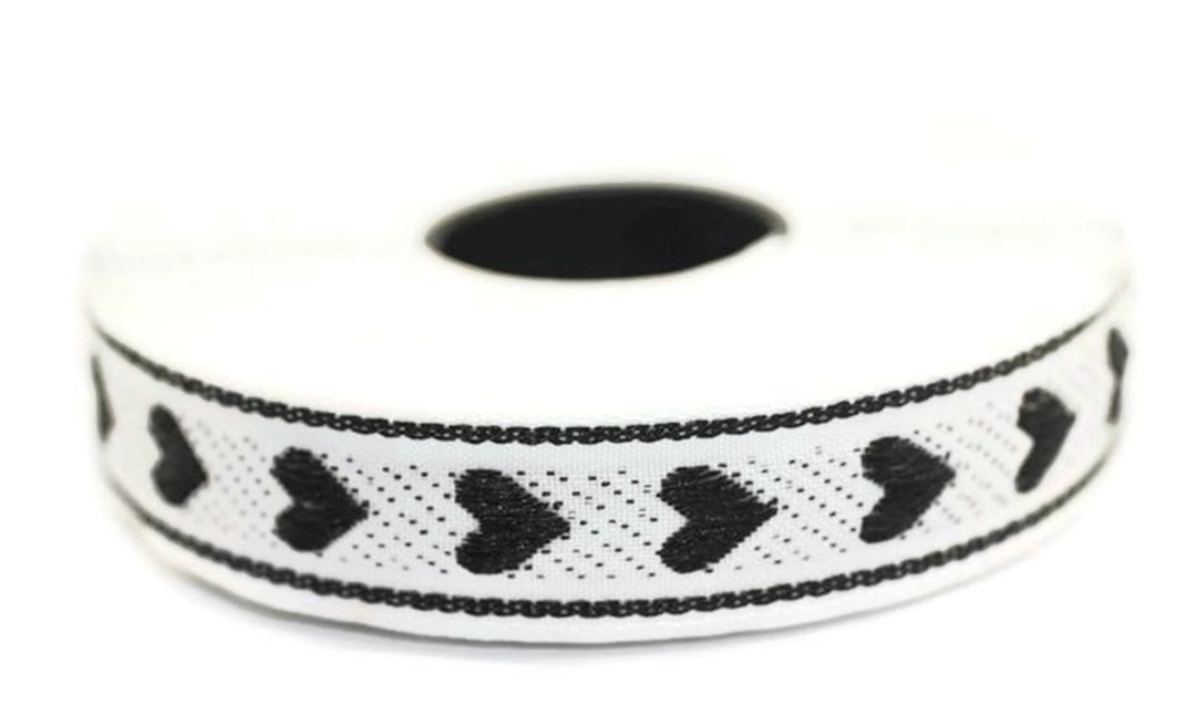 ★JILLSTUART★ [RIBBON] Black Logo Decorated Cowhide Half Wa 16 Mm Black Heart Emboried Jacquard Ribbon (0.62 Inches