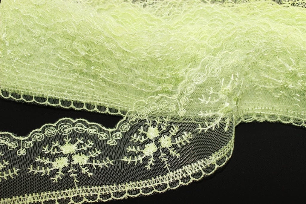 【TLLDAWN】LACE TRIM BABY TOP light green Amazon.com: Eyelet Lace Trim 5 Yards Light Green Cotton Lace