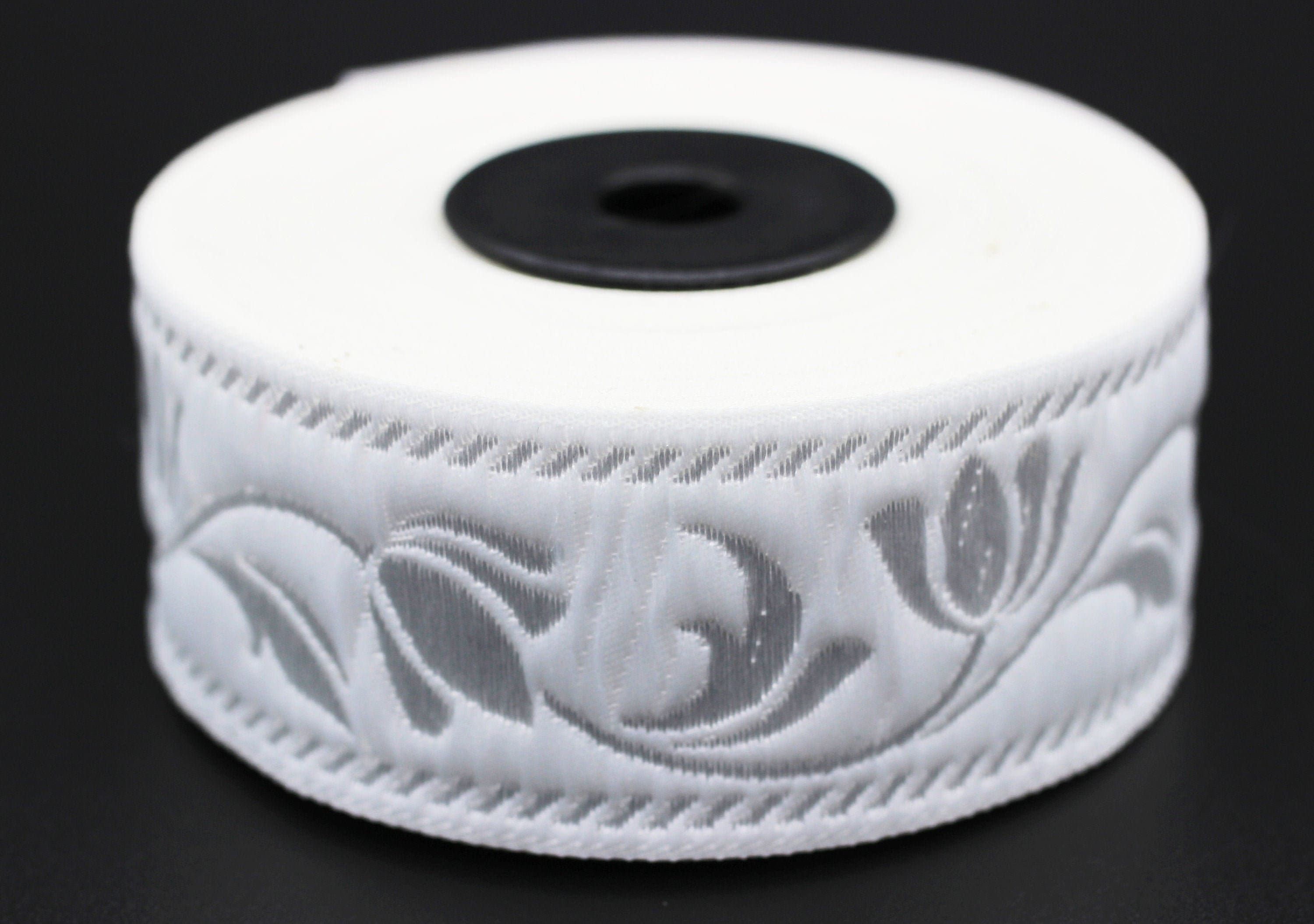 35 Mm White Ribbons, Jacquard Ribbons (1.37 Inches), Tulips Embroidered ...