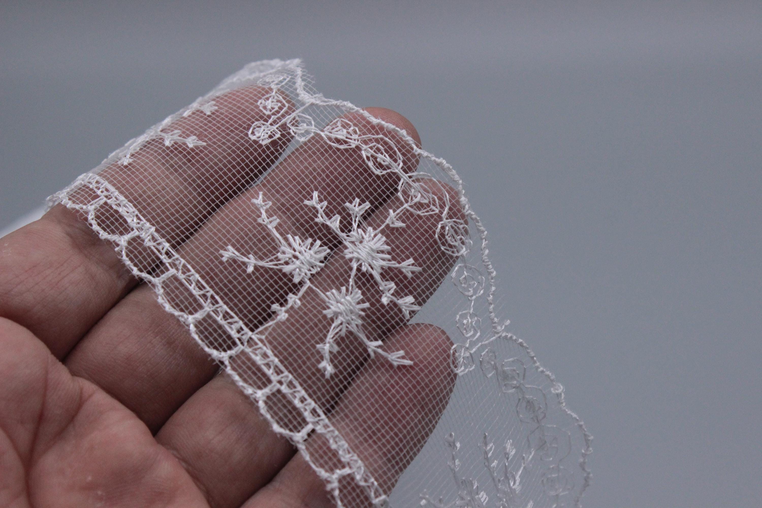 Adorno de encaje de organza blanco de 60 mm, encaje bordado, adorno de  encaje de 2,35 pulgadas, liga para diadema, adorno de encaje de tul floral,  para juegos, TRM60 - Etsy México, image size:3000x2000