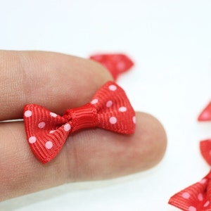 10 pcs Bow Tie Clasp - Grosgain Bow Tie - Bow Tie Ribbon - Dotted Red Bow Tie - 25 mm x 15 mm - Trimming Mini Bow Tie - Sewing Supplies