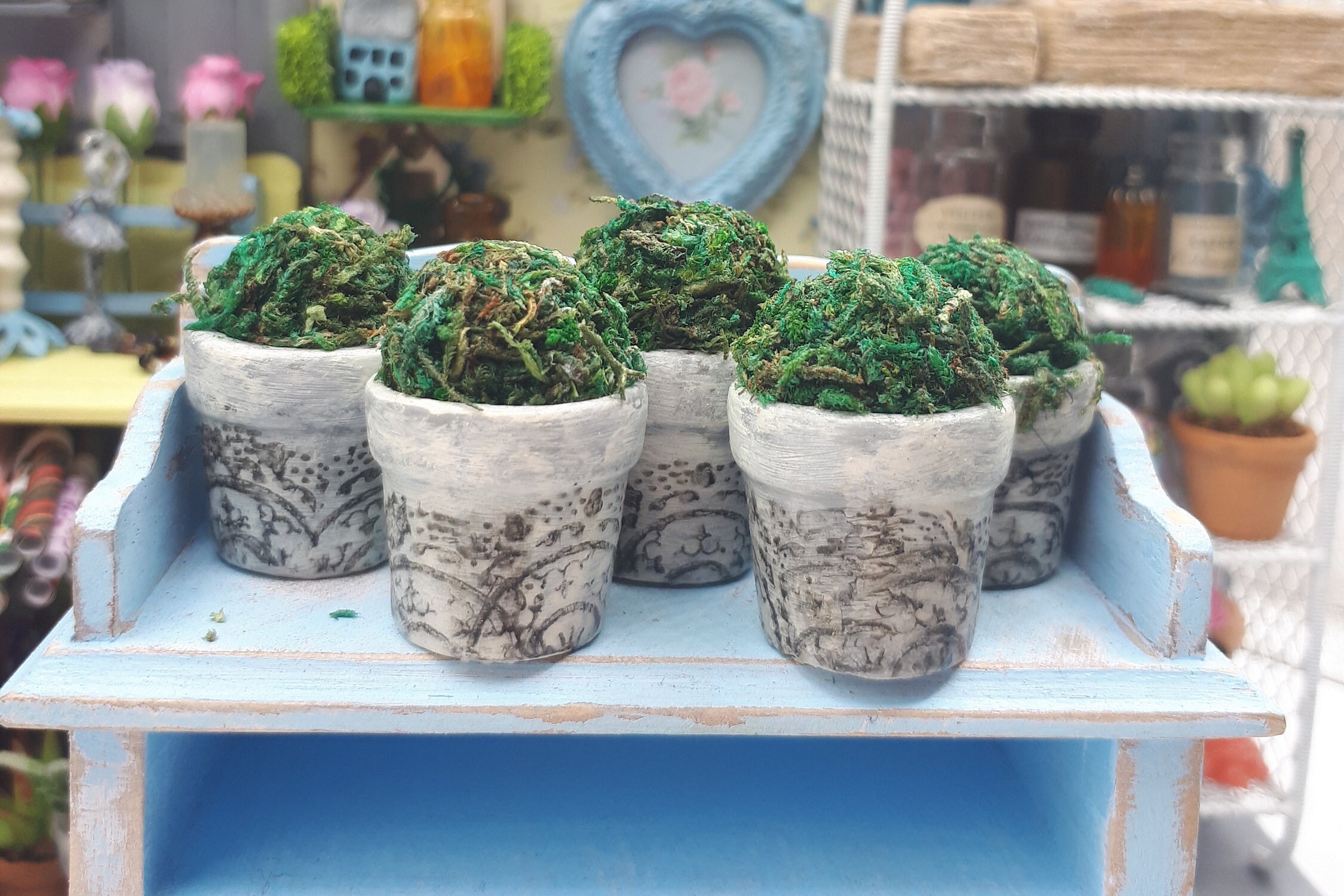 Plantes miniatures artificielles pour maison de poupée, échelle 1:12, verdure en pot à suspendre pour jardin féérique Plantes miniatures artificielles pour maison de poupée, échelle 1:12, verdure en pot à suspendre pour jardin féérique