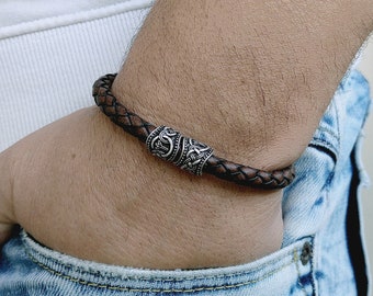 Mens Bracelet Mens Celtic Bracelet Irish Leather Bracelet  Mens Leather Bracelet Celtic Knot Bracelet Cuff Gift for him, Mens Bracelet