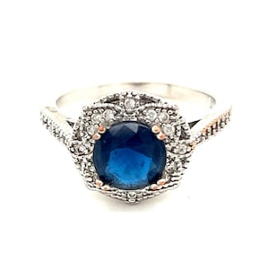 Retro Vibe Sapphire Ring