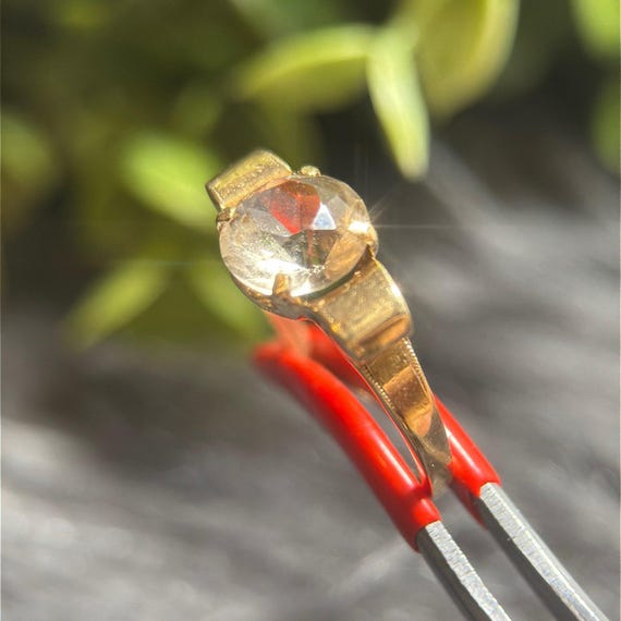 14K Gold Circle Stone Ring - image 3