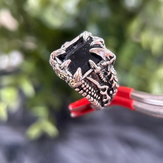 Silver Clawed Black Stone Ring - image 3
