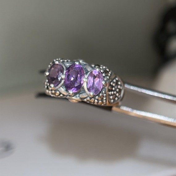 Sterling Silver 3-Amethysts Ring - image 3