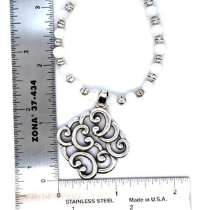 Brighton Swirl Pendant Necklace - White Beaded Women’s Jewelry bild 6