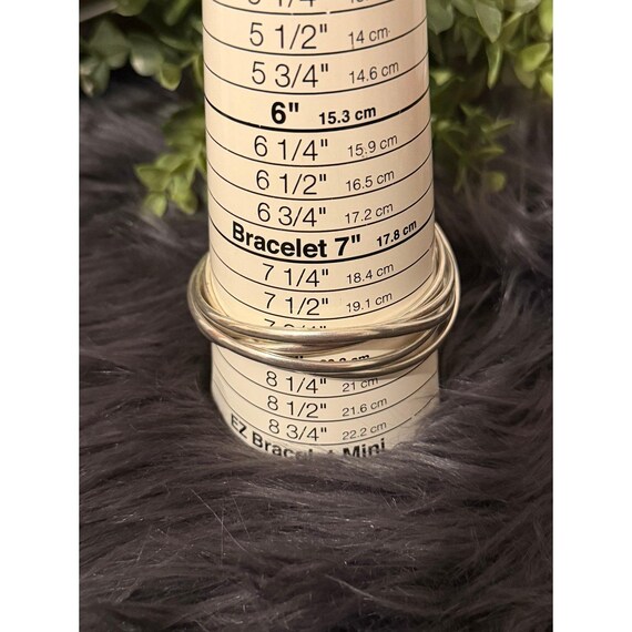 Silver Tone Interlocking Bracelet - image 5