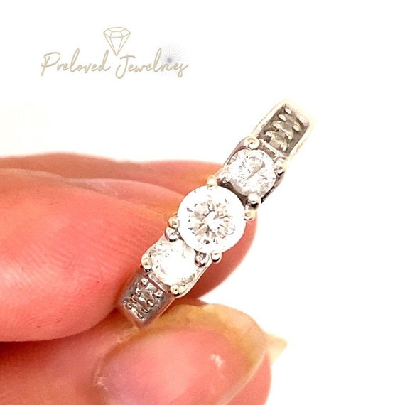 14k Keepsake Diamond Engagement Ring Gem