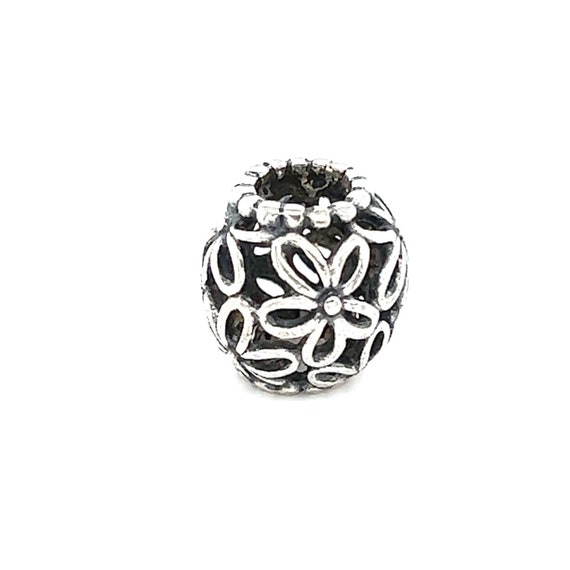 Pandora Flower Round Charm - image 2