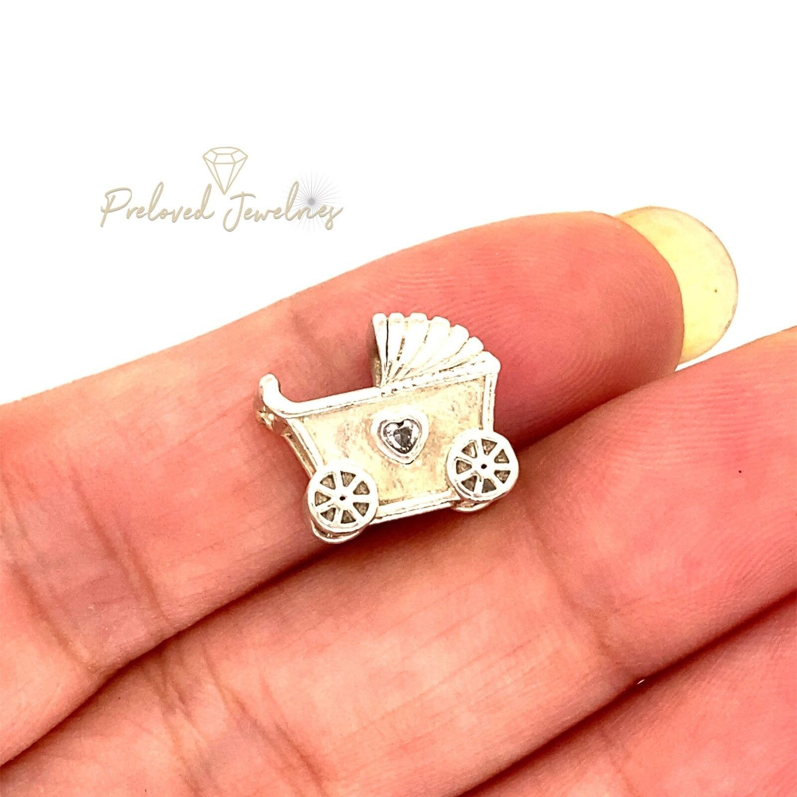 Pandora 2024 carriage earrings