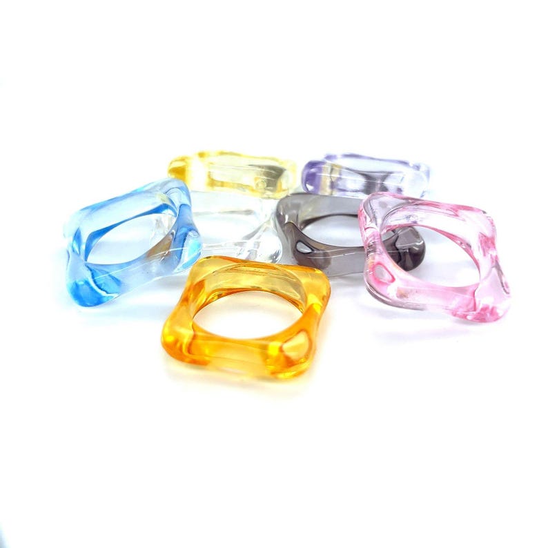 7 Plastic Assorted Colors Rings - Etsy
